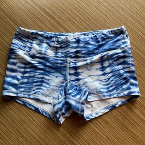 Fleo Shorts